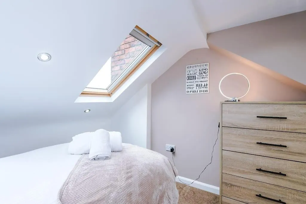 بيت للعطل Cosy And Inviting Chester Home